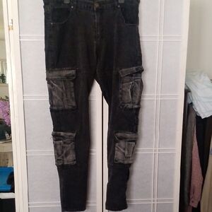 Men's WaimeaBlack Slim Fit Cargo Jeans with Urban Style